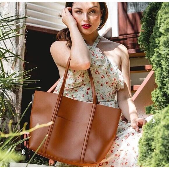 Henny + Lev Vegan Leather Shoulder Bag Tote Danielle Brown 16 x 10 Approx NEW - Picture 1 of 7